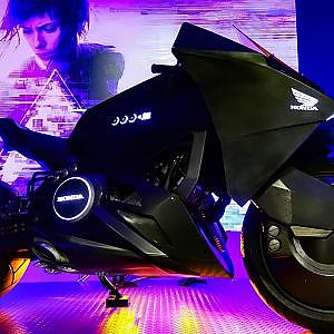 (4K)HONDA 2017 NM4 Vultus GHOST IN THE SHELL style ホンダ ゴースト・イン・ザ・シェル仕様のバイク NM4 - 大阪モーターサイクルショー2017