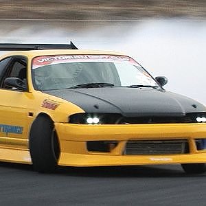 R33 Skyline Blazing Tyres