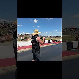 Lumberjack went sleeveless!